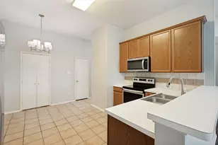 3705 Hermalinda Dr, Denton, TX 76207 - Photo 10