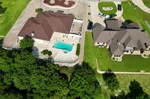 1614 Crow Creek Dr, Granbury, TX 76049 - Photo 40