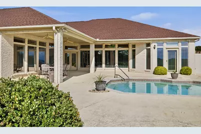 1614 Crow Creek Drive, Granbury, TX 76049 - Photo 30