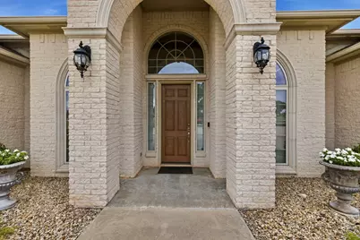 1614 Crow Creek Drive, Granbury, TX 76049 - Photo 4