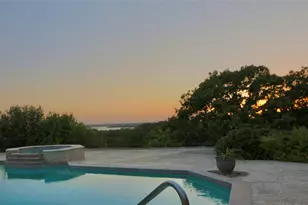 1614 Crow Creek Dr, Granbury, TX 76049 - Photo 36