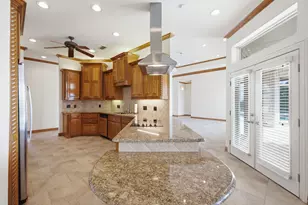 1614 Crow Creek Dr, Granbury, TX 76049 - Photo 16