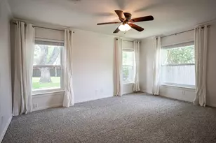 3950 Hawick Ln, Dallas, TX 75220 - Photo 20