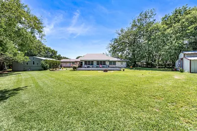 2826 Birchwood Lane, Commerce, TX 75428 - Photo 38