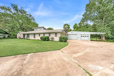 2826 Birchwood Lane, Commerce, TX 75428 - Photo 2
