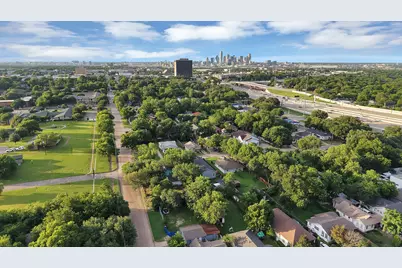 230 W Jerden Lane, Dallas, TX 75208 - Photo 4