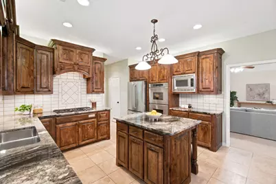 905 Silverthorne Trail, Highland Village, TX 75077 - Photo 2
