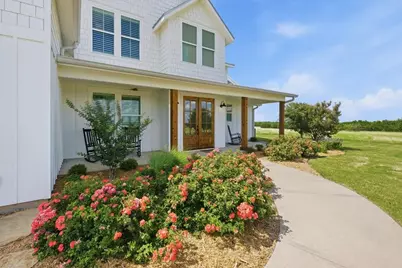 1775 Culpepper, China Spring, TX 76633 - Photo 2