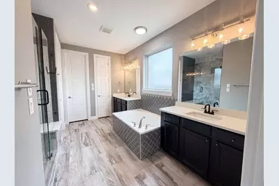 7221 Durand Drive, Irving, TX 75063 - Photo 10