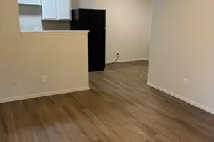 115 W Rogers St, Arlington, TX 76011 - Photo 1