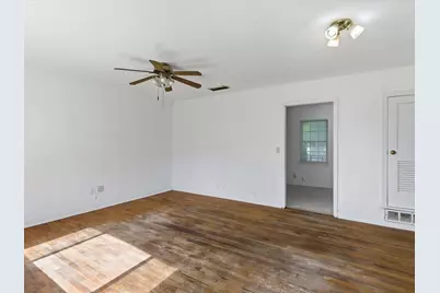 307 Depot Street, Whitesboro, TX 76273 - Photo 32