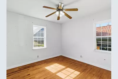 307 Depot Street, Whitesboro, TX 76273 - Photo 10