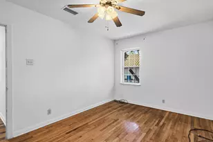 307 Depot St, Whitesboro, TX 76273 - Photo 4