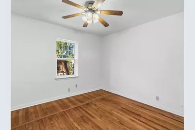 307 Depot Street, Whitesboro, TX 76273 - Photo 6