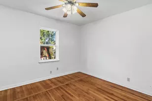 307 Depot St, Whitesboro, TX 76273 - Photo 6