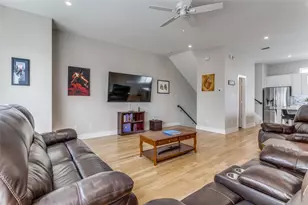 1932 Landon Ln, Dallas, TX 75204 - Photo 12