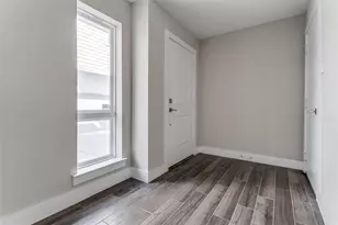 1932 Landon Ln, Dallas, TX 75204 - Photo 14