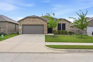 2341 Waggoner Rnch Dr, Weatherford, TX 76087 - Photo 2