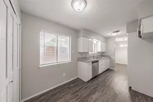 1412 Oxford St, Arlington, TX 76013 - Photo 16