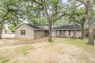 1412 Oxford St, Arlington, TX 76013 - Photo 2