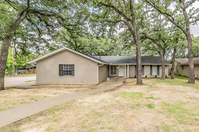 1412 Oxford Street, Arlington, TX 76013 - Photo 1