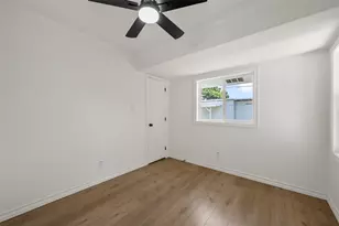 4321 Greenbriar Dr, Bellmead, TX 76705 - Photo 10
