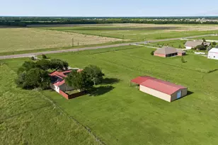 1769 Co Rd 596, Nevada, TX 75173 - Photo 2