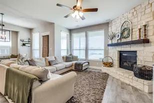 672 Harris Ridge Dr, Arlington, TX 76002 - Photo 6