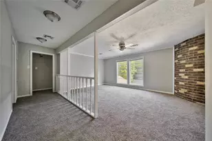 10071 Woodhollow Dr, Conroe, TX 77385 - Photo 16
