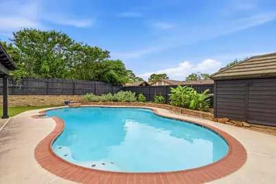413 Blue Jay Court, Bedford, TX 76021 - Photo 32