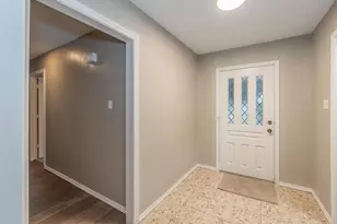 917 Bucknell Dr, Arlington, TX 76012 - Photo 4