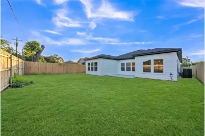 1442 E Allen Avenue, Fort Worth, TX 76104 - Photo 6