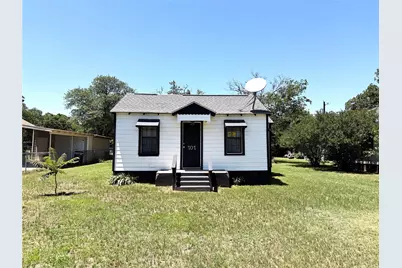 707 E 23rd Street, Cisco, TX 76437 - Photo 1