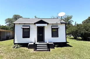 707 E 23rd St, Cisco, TX 76437 - Photo 2