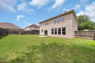 137 Heritage Dr, Crowley, TX 76036 - Photo 36