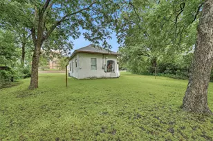814 S Maxey St, Sherman, TX 75090 - Photo 28
