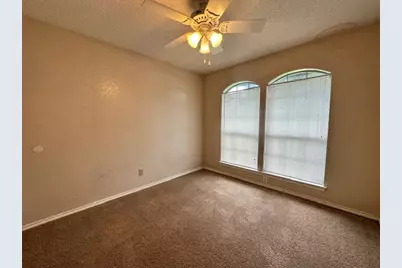 10212 Little Fox Court, Fort Worth, TX 76108 - Photo 14