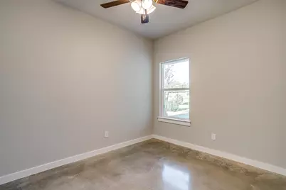 609 Mesquite, Rio Vista, TX 76093 - Photo 32