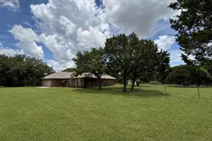 1192 Deer Trail, Glen Rose, TX 76043 - Photo 1