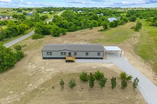 9942 1st St, Joshua, TX 76058 - Photo 4