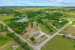 9942 1st St, Joshua, TX 76058 - Photo 26