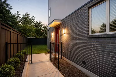 2015 California Drive #106, Dallas, TX 75204 - Photo 1