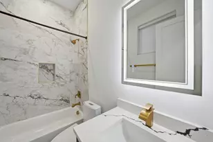 2015 California Dr, Dallas, TX 75204 - Photo 10
