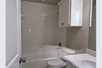 504 Eastland Drive, Lewisville, TX 75056 - Photo 16