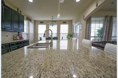504 Eastland Drive, Lewisville, TX 75056 - Photo 6