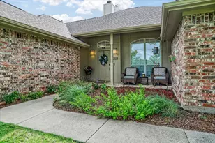 416 Hurricane Creek Cir, Anna, TX 75409 - Photo 6