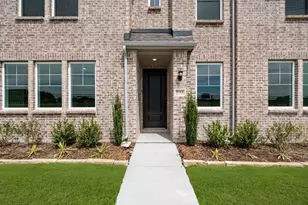 5701 Lakeview Dr, Watauga, TX 76148 - Photo 2