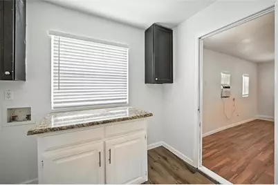 5600 Conroy Street, Fort Worth, TX 76134 - Photo 10