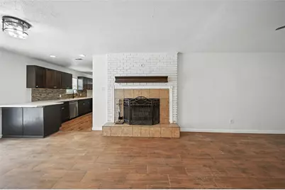 5600 Conroy Street, Fort Worth, TX 76134 - Photo 4