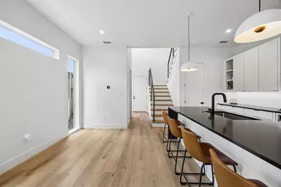 818 Muncie Avenue, Dallas, TX 75212 - Photo 10